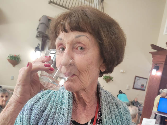 Seniors and Dehydration | Memory Care Blog Post Aravilla Sarasota