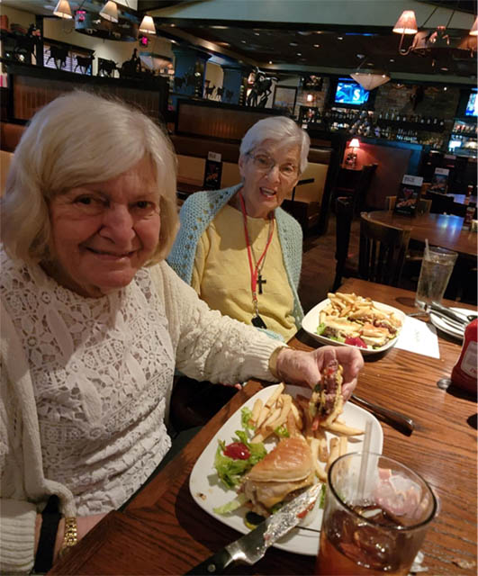 residents enjoying lunch