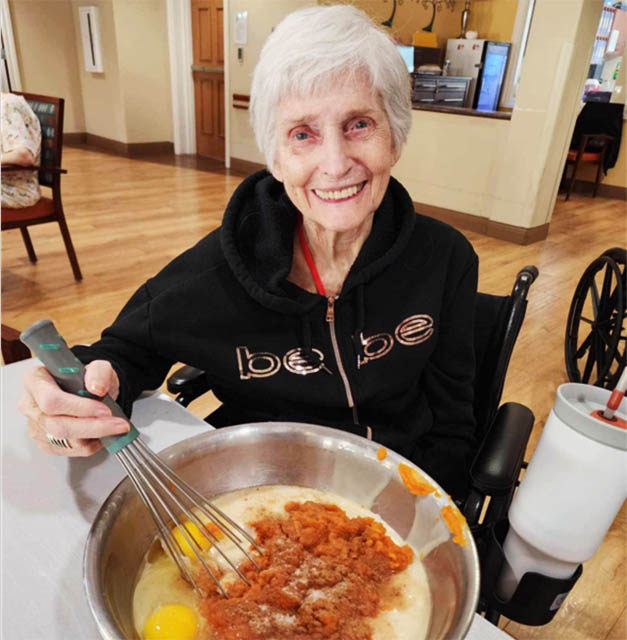 cooking class at memory care community Aravilla Sarasota