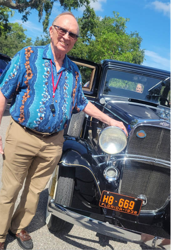 memory care outing to car show