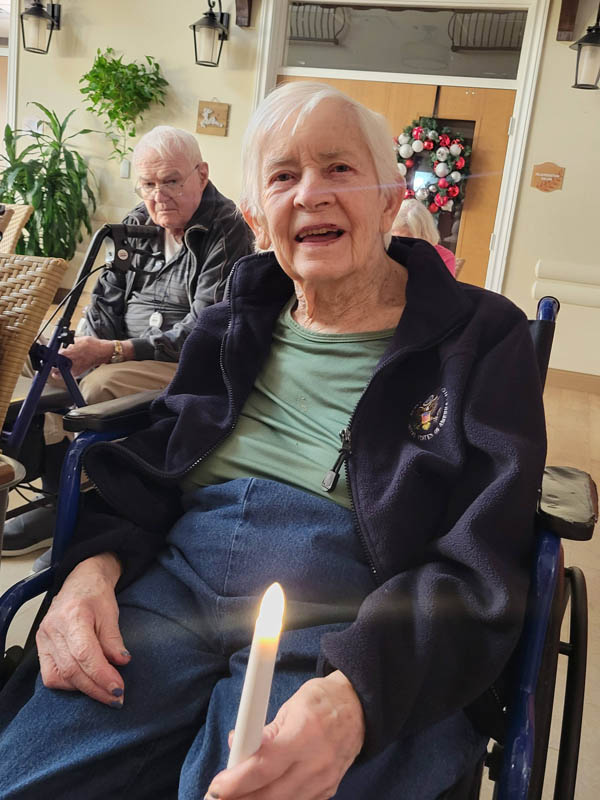 Aravilla Sarasota senior residents Forget Me Not Ministries