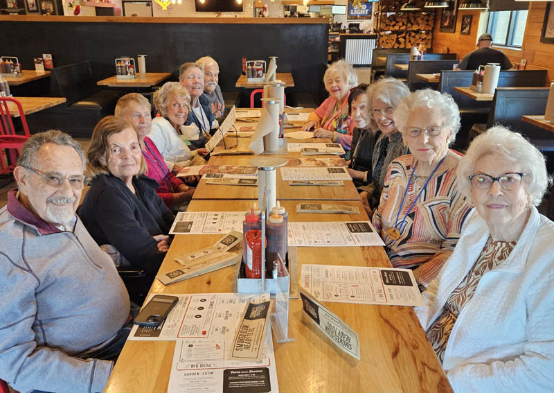 Sonnys BBQ seniors enjoying lunch