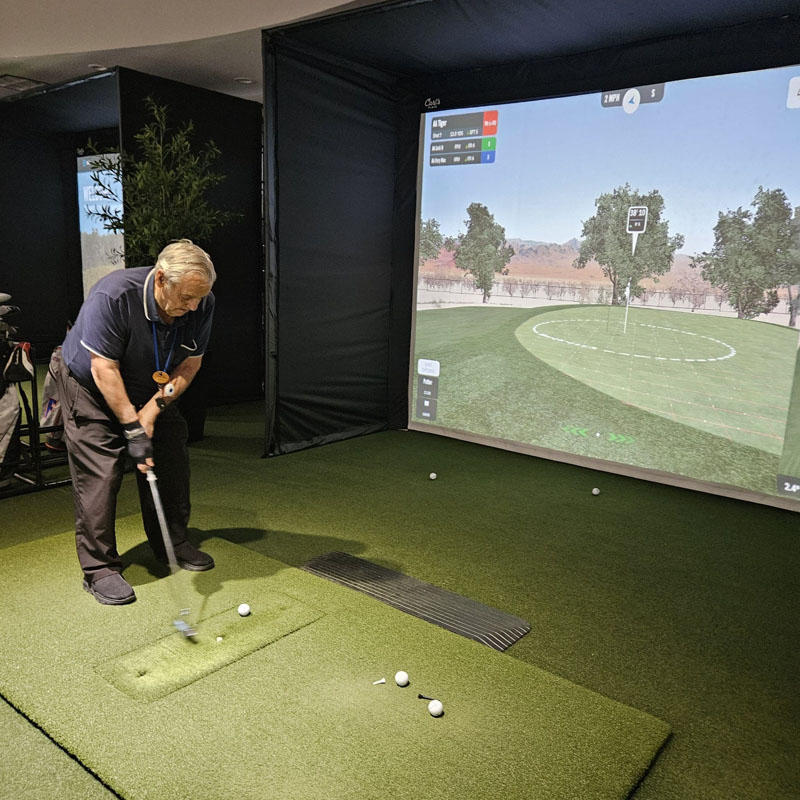 senior residents enjoying golf practice senior residents enjoying golf practice