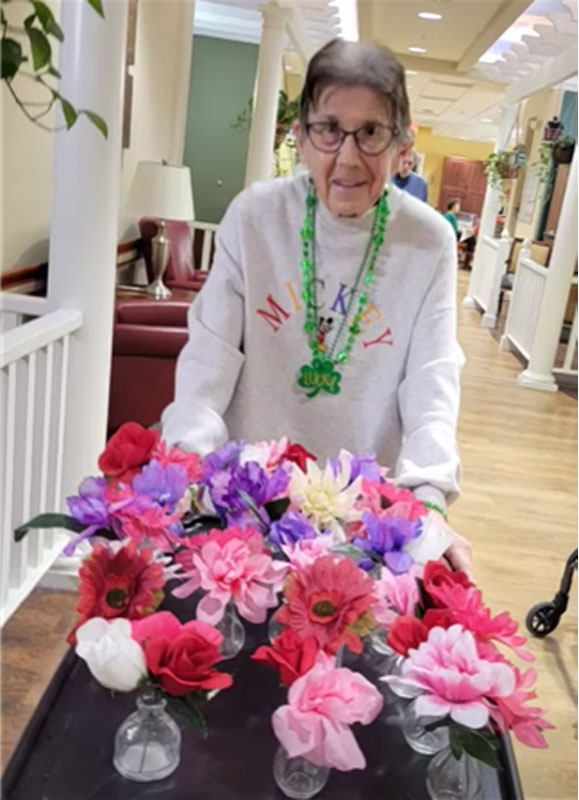 memory care residents staying busy